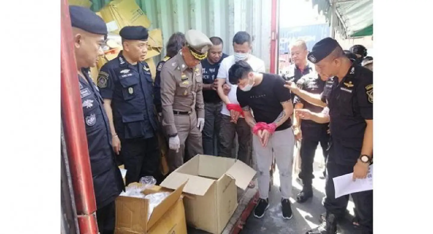 4 nabbed trying to ship ‘ice’ to Philippines 4 nabbed trying to ship ‘ice’ to Philippines