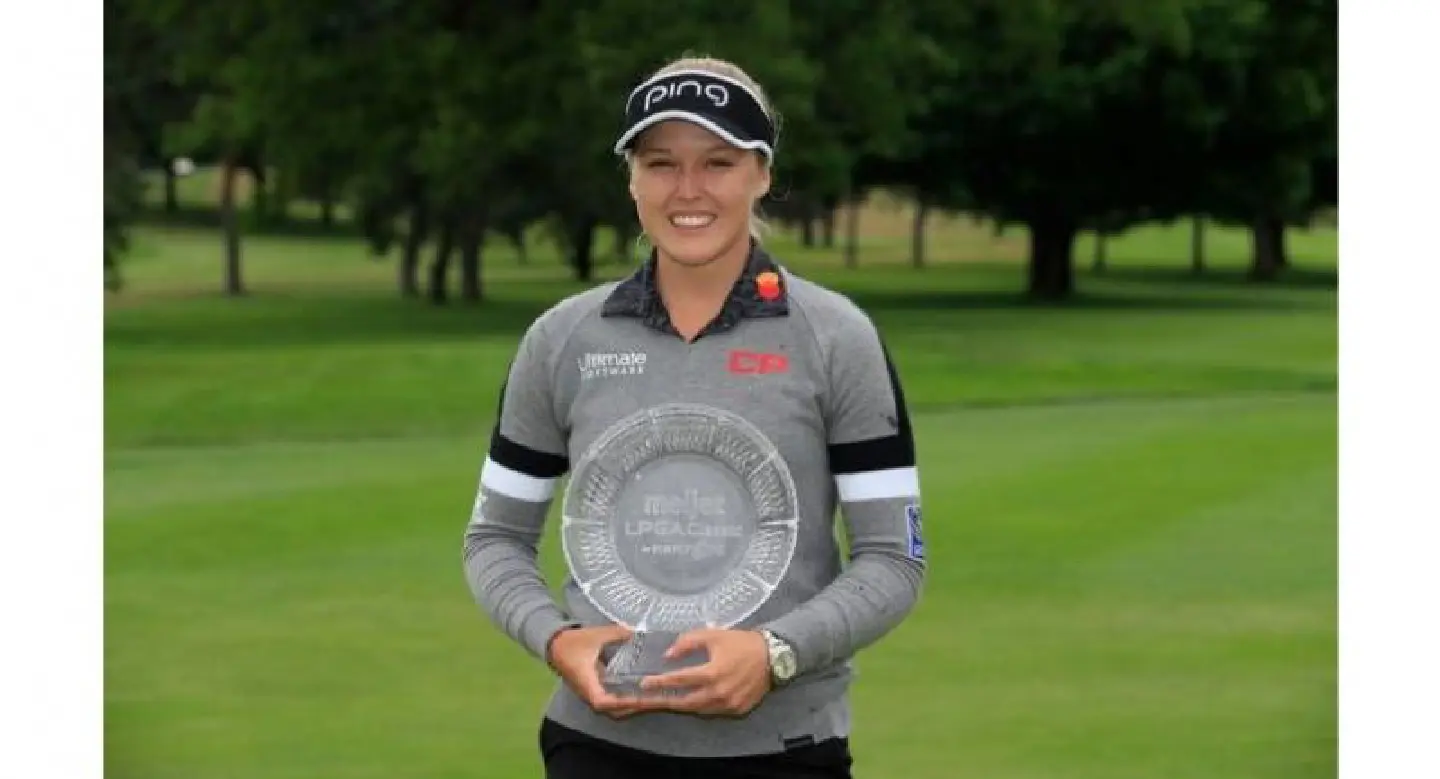 Henderson makes history at Meijer LPGA Classic, Moriya at tied 9th Henderson makes history at Meijer LPGA Classic, Moriya at tied 9th