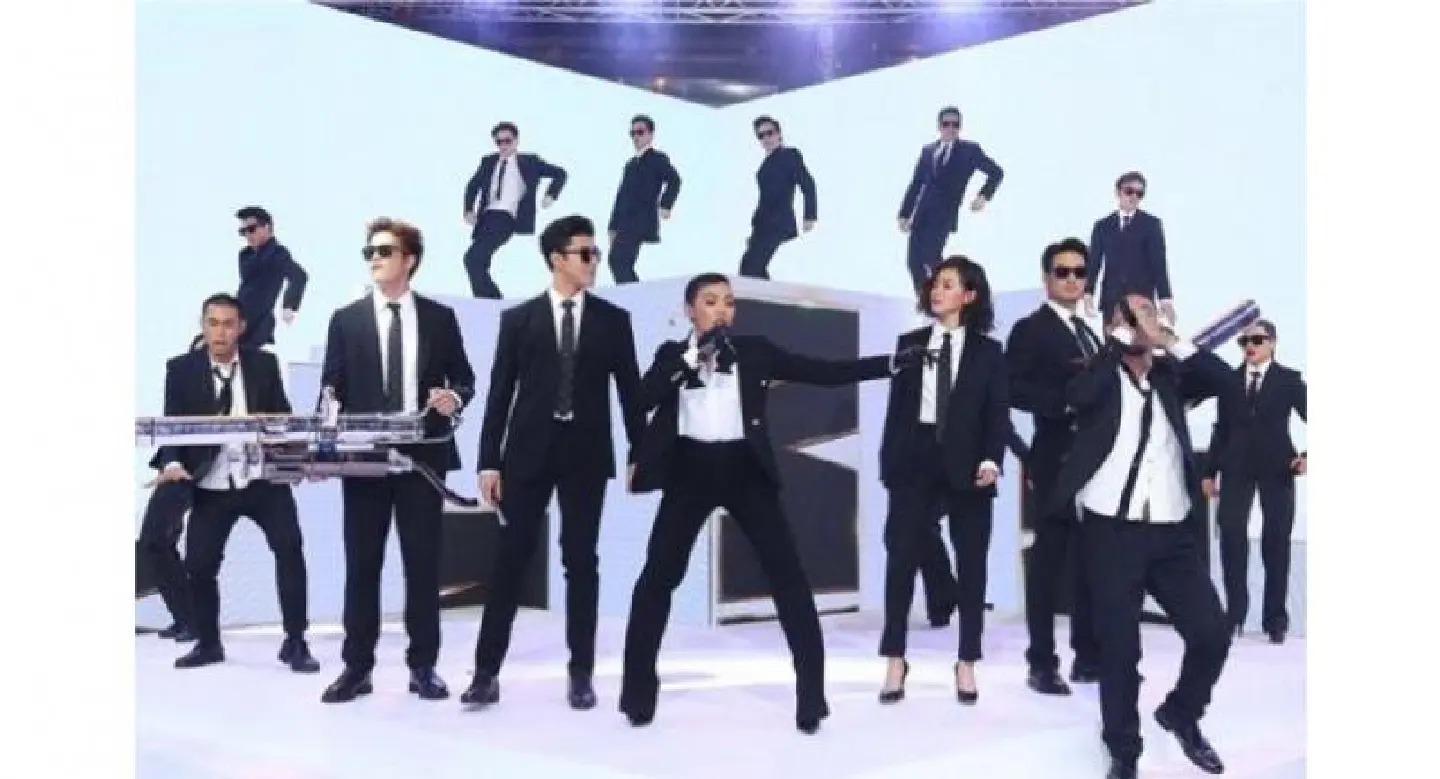 Celebrities turn out in black for MIB premiere