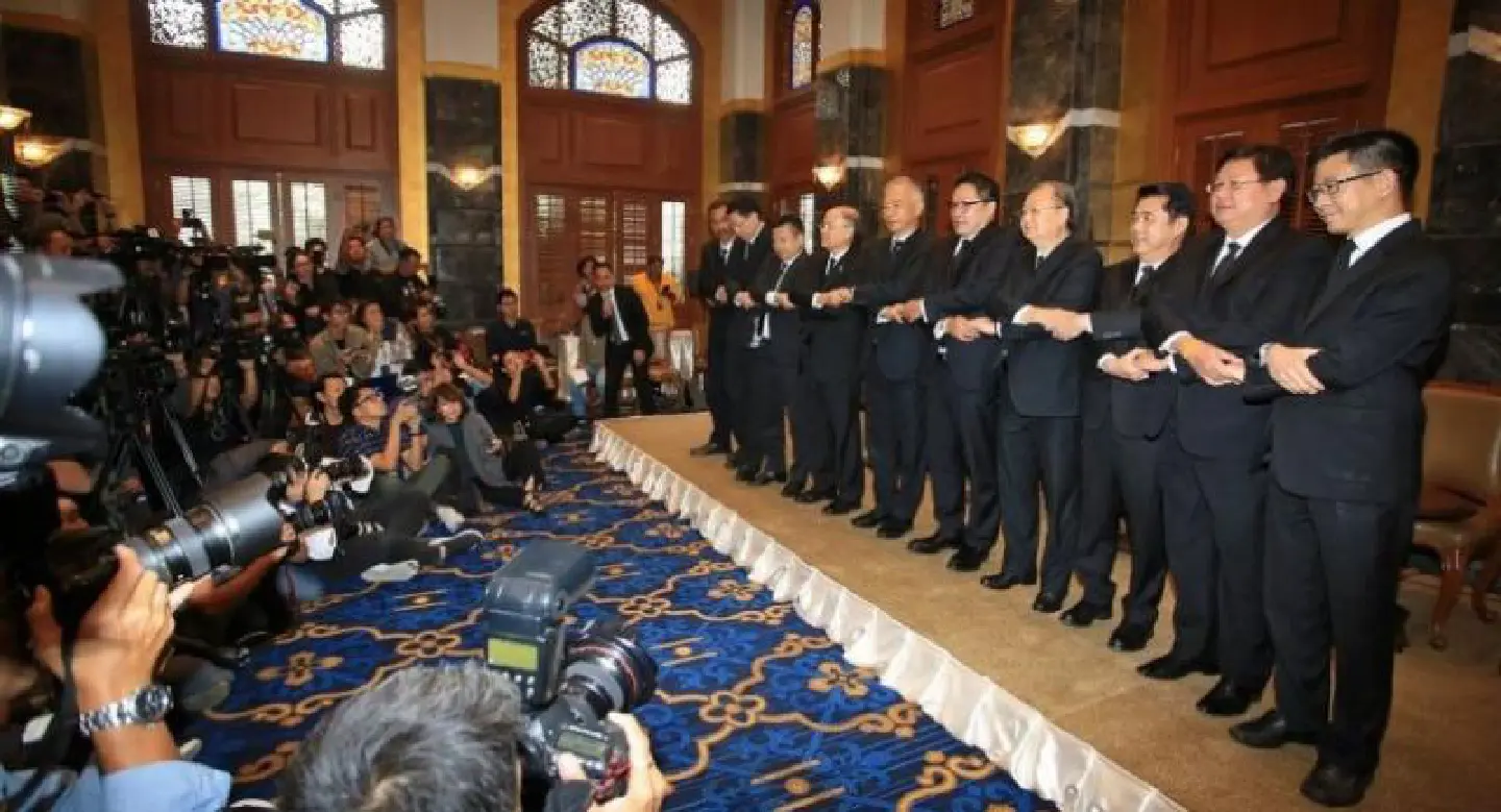 Phalang Pracharat MPs in regions demand that party allocate them Cabinet seats Phalang Pracharat MPs in regions demand that party allocate them Cabinet seats