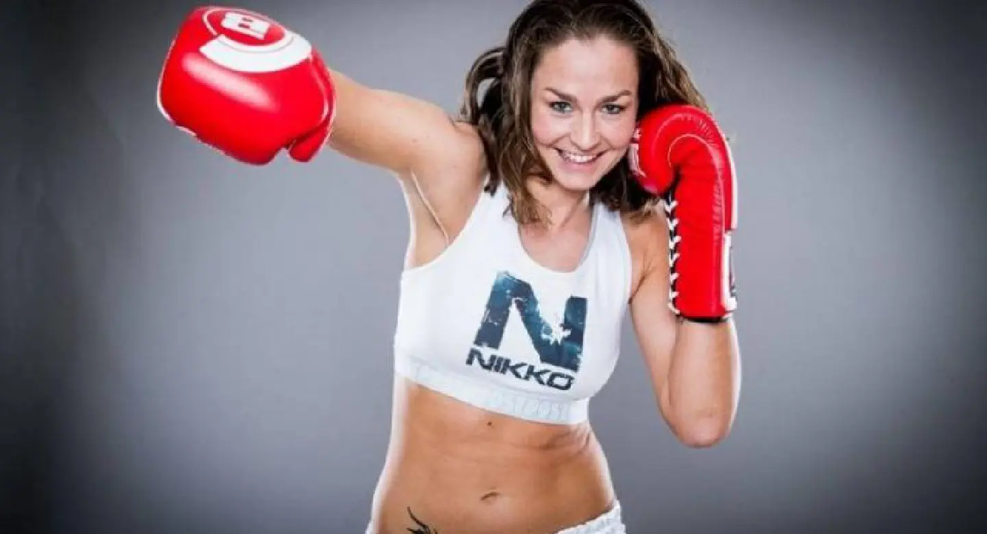 Undefeated Dutch Muay Thai superstar Baars signs with ONE Championship Undefeated Dutch Muay Thai superstar Baars signs with ONE Championship