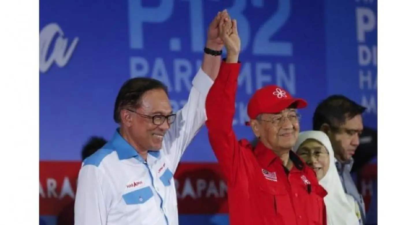 I will step down as PM within three years, says Dr M I will step down as PM within three years, says Dr M
