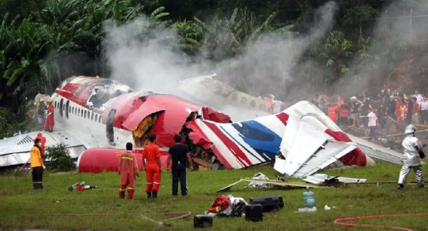 Paris court to hear case over 2007 Thai plane crash