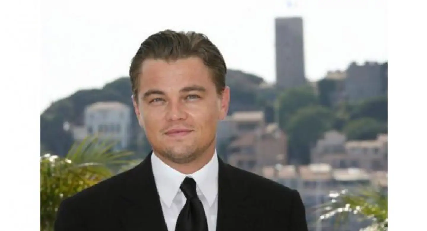 Be like DiCaprio, Miranda Kerr and return money, Umno told