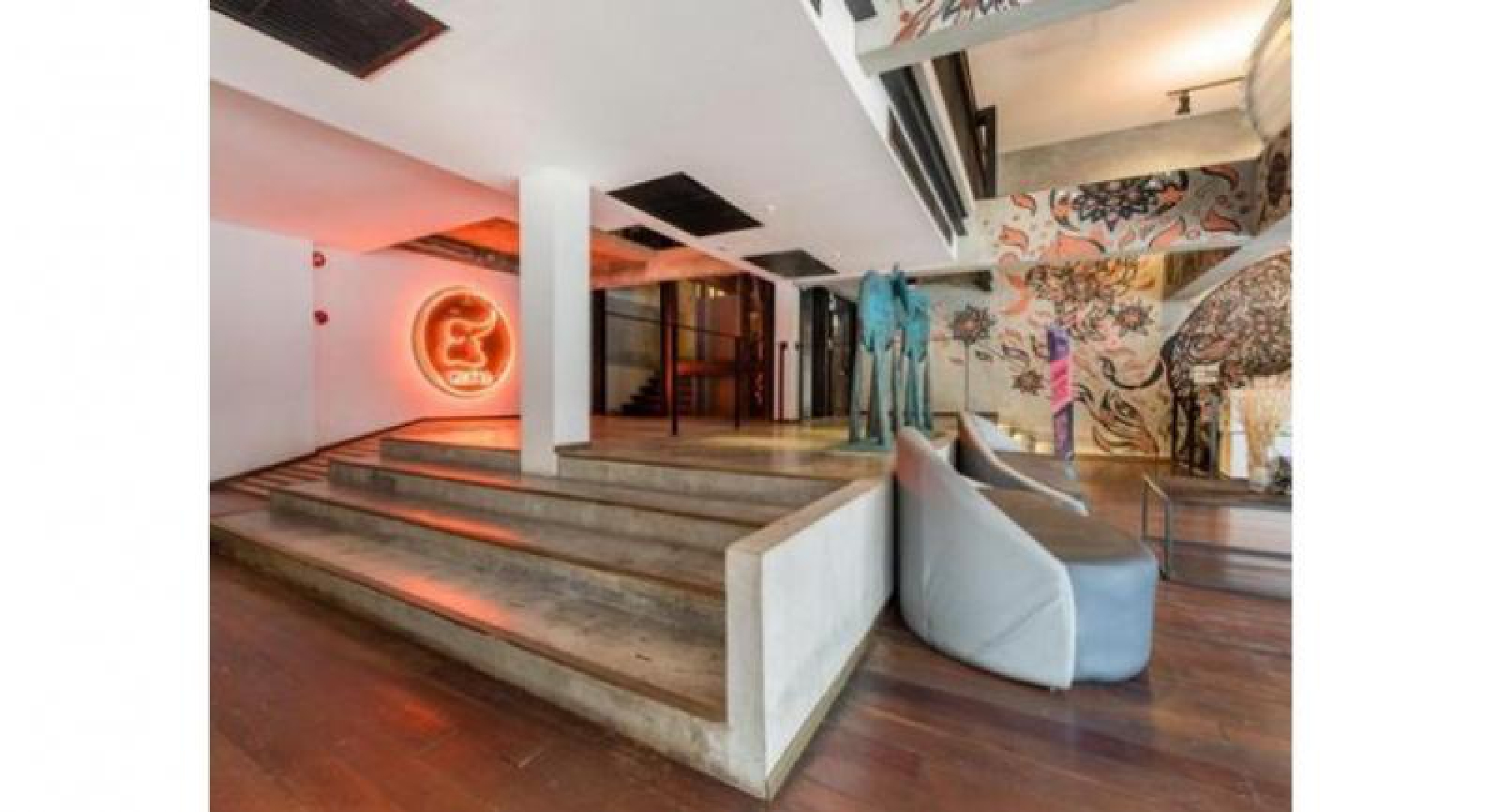 Living, breathing and seeing art