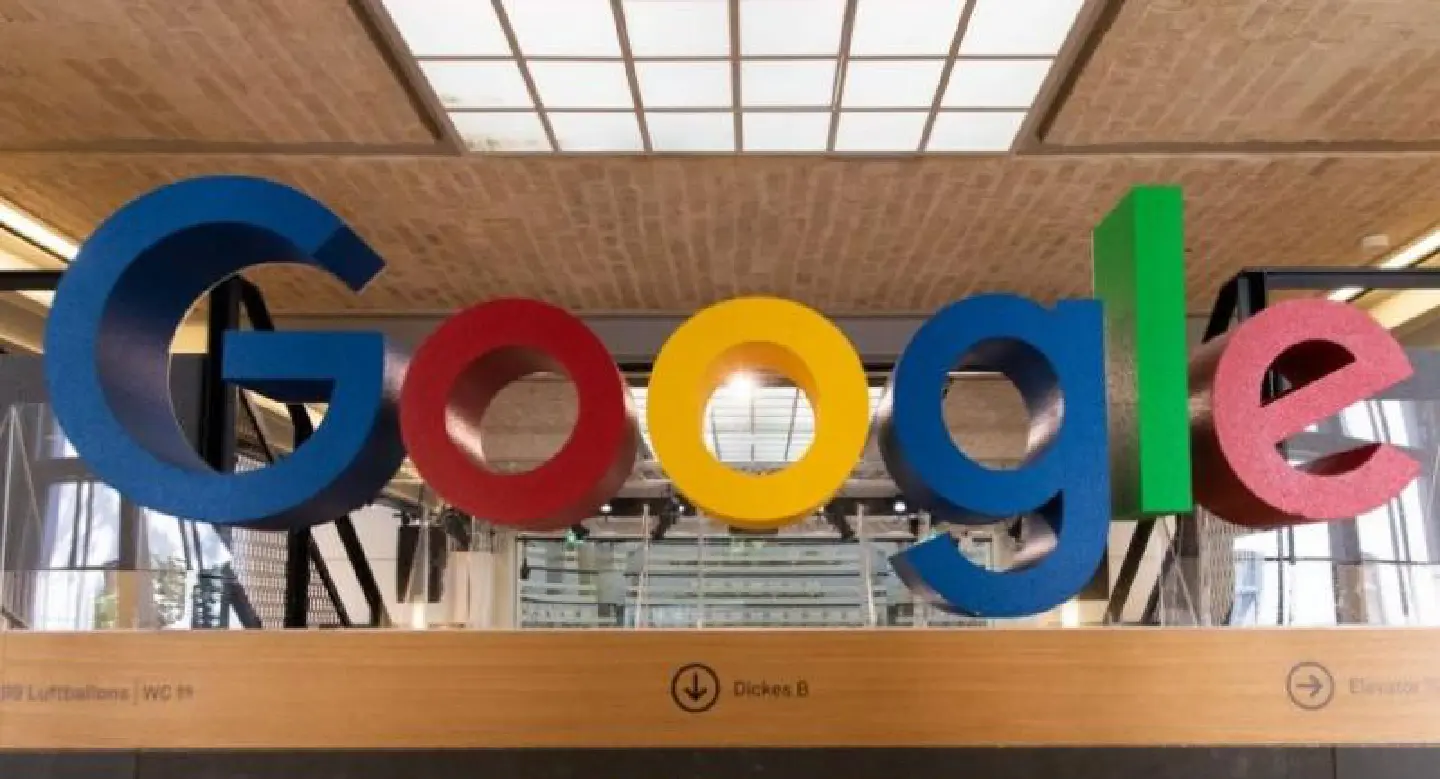 French consumer group launches class action against Google French consumer group launches class action against Google
