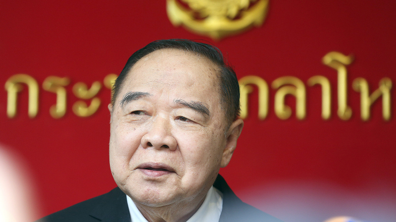 Prawit says he's had enough as defence minister Prawit says he's had enough as defence minister