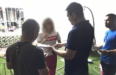 ‘Net idol’ arrested over online porn group ‘Net idol’ arrested over online porn group