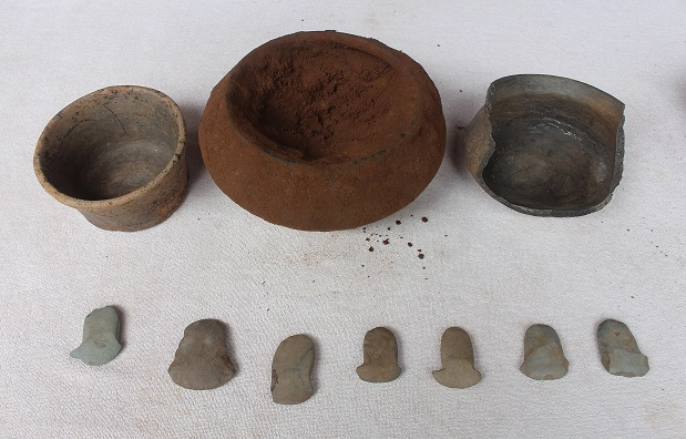Pre-historic tools, pottery found in Nakhon Ratchasima plantation Pre-historic tools, pottery found in Nakhon Ratchasima plantation