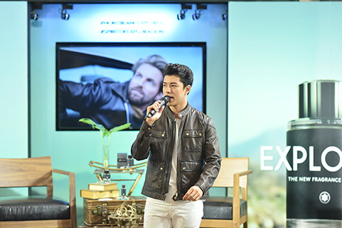 Sniffing out a Montblanc Sniffing out a Montblanc