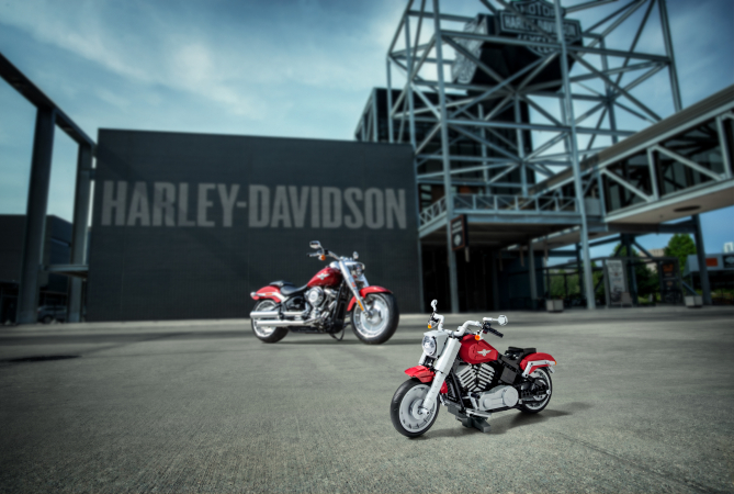 Harley's Fat Boy joins Lego creator expert collection (with video) Harley's Fat Boy joins Lego creator expert collection (with video)