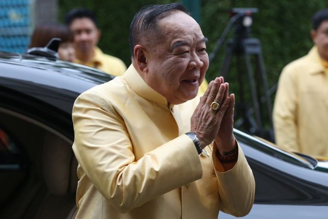 Asean defence chiefs congratulate Prawit Asean defence chiefs congratulate Prawit