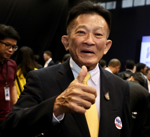 Veteran Sompong handed the reins of Pheu Thai Veteran Sompong handed the reins of Pheu Thai
