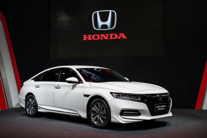 Honda gets over 4,000 orders for new Accord Honda gets over 4,000 orders for new Accord