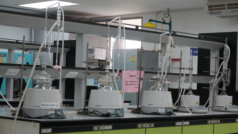 Cancer patients dying for lack of cannabis oil, says Khao Kwan official Cancer patients dying for lack of cannabis oil, says Khao Kwan official