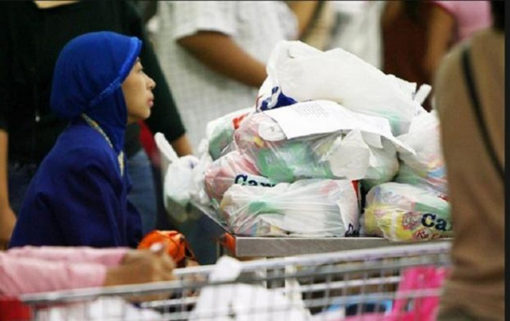 Jakarta wholesale market cuts single-use plastic bags Jakarta wholesale market cuts single-use plastic bags