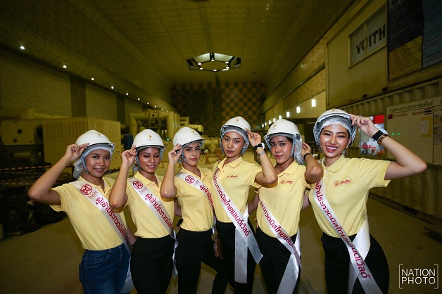 Miss Thailand contestants add beauty to beauty spots Miss Thailand contestants add beauty to beauty spots