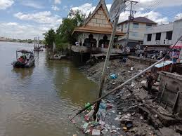 Last body retrieved from Samut Songkram temple’s riverbank pavilion collapse Last body retrieved from Samut Songkram temple’s riverbank pavilion collapse