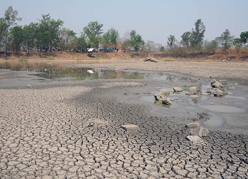 Phayao Lake water level sees a sharp drop Phayao Lake water level sees a sharp drop