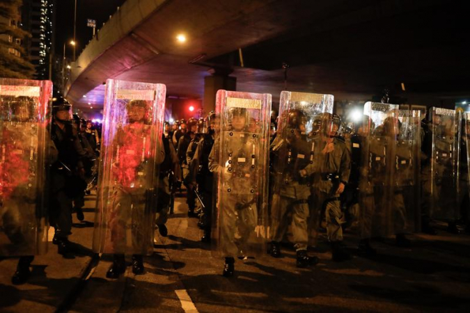 Hong Kong government, police condemn violent behaviors Hong Kong government, police condemn violent behaviors