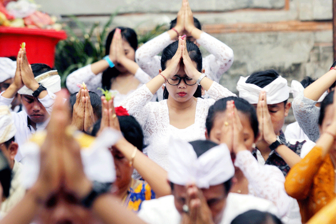 Earthquake hits Bali during Galungan celebrations Earthquake hits Bali during Galungan celebrations