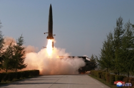 North Korea fires 2 short-range missiles into East Sea: JCS North Korea fires 2 short-range missiles into East Sea: JCS