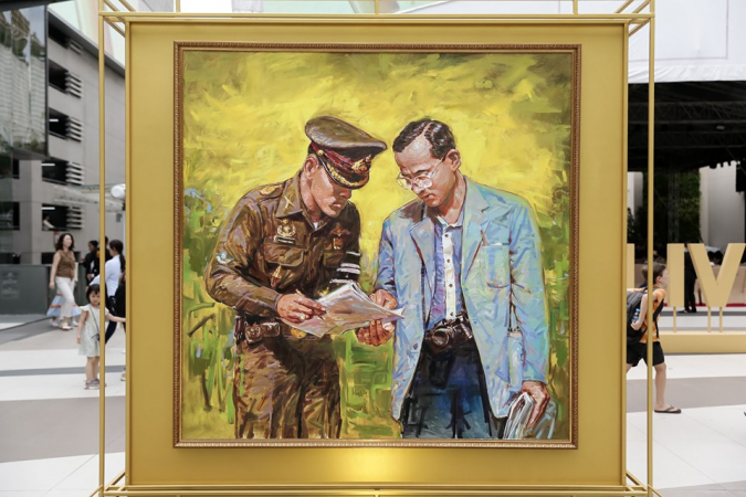 Giants paintings, cultural performances mark King’s birthday Giants paintings, cultural performances mark King’s birthday