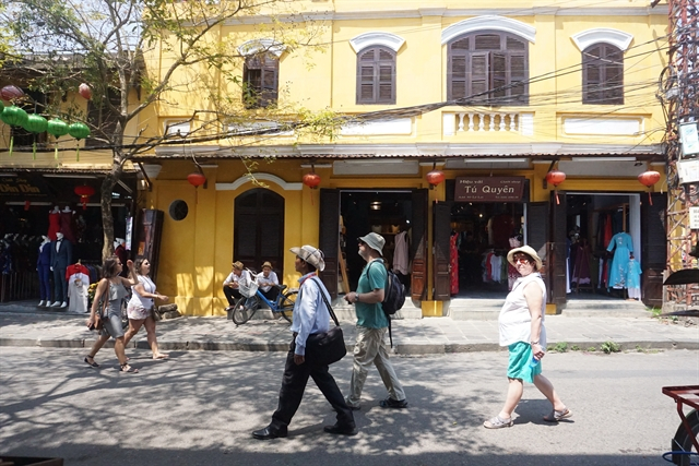 Australian tourists are top spenders in VN: report Australian tourists are top spenders in VN: report