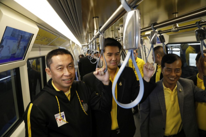 Details of commuter fare reductions to be set within a month: Transport Minister Details of commuter fare reductions to be set within a month: Transport Minister
