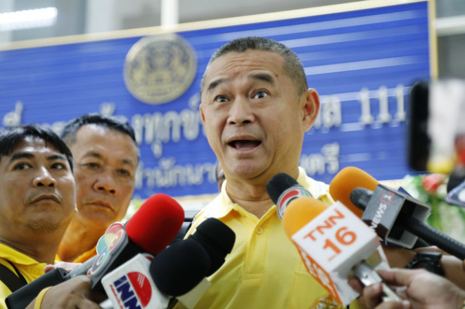 Former senator Ruangkrai to ask EC to disqualify senators for alleged charter violations Former senator Ruangkrai to ask EC to disqualify senators for alleged charter violations