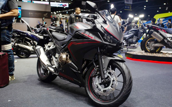 Sellers of large, powerful motorcycles told to train buyers of big bikes Sellers of large, powerful motorcycles told to train buyers of big bikes