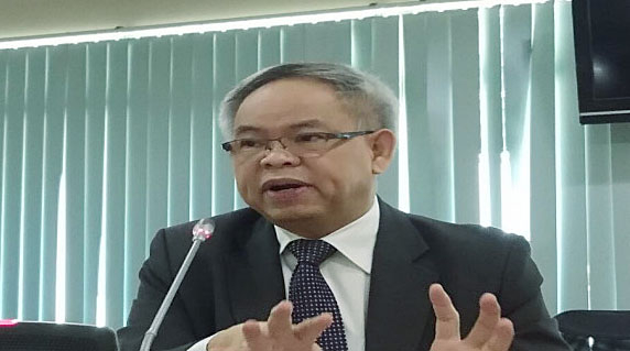 Some 2,800 small schools face merger Some 2,800 small schools face merger