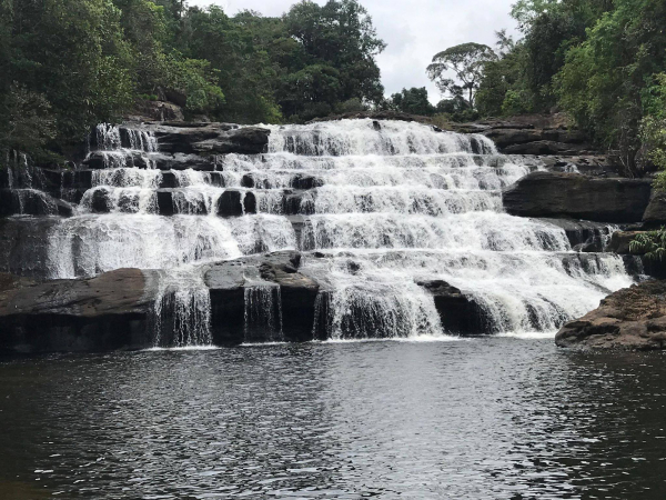 Tad Xai and Pha Xay waterfalls are conveniently close to each other./Vientiane Times