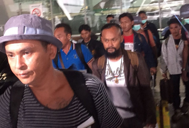 Buri Ram villagers seek additional govt help over stranded crew off Somalia Buri Ram villagers seek additional govt help over stranded crew off Somalia
