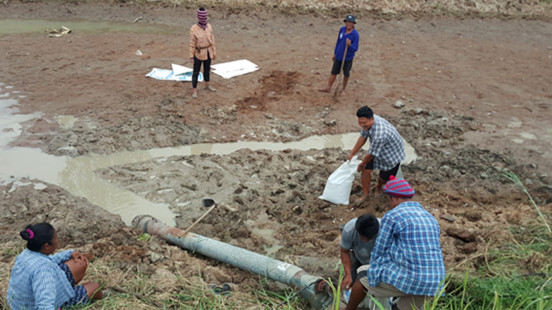 Drought-hit locals up in arms over water supplies to sugar company Drought-hit locals up in arms over water supplies to sugar company