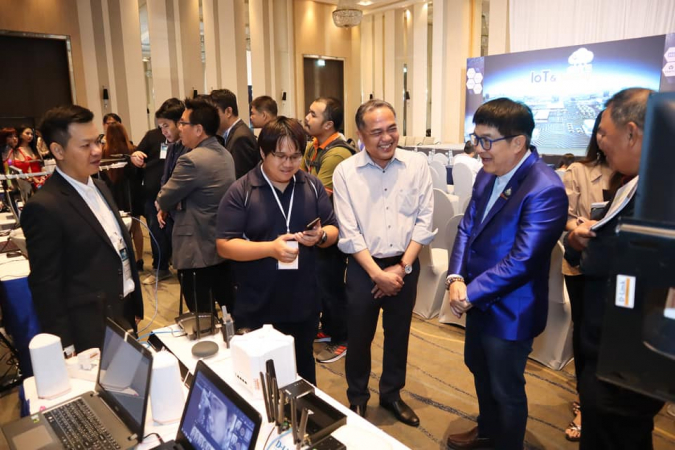 Seminar hosted by VST ECS puts Internet of Things opportunities in the spotlight Seminar hosted by VST ECS puts Internet of Things opportunities in the spotlight