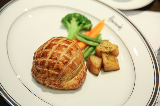 Harrods Bangkok offers brand-new set of delicacies Harrods Bangkok offers brand-new set of delicacies