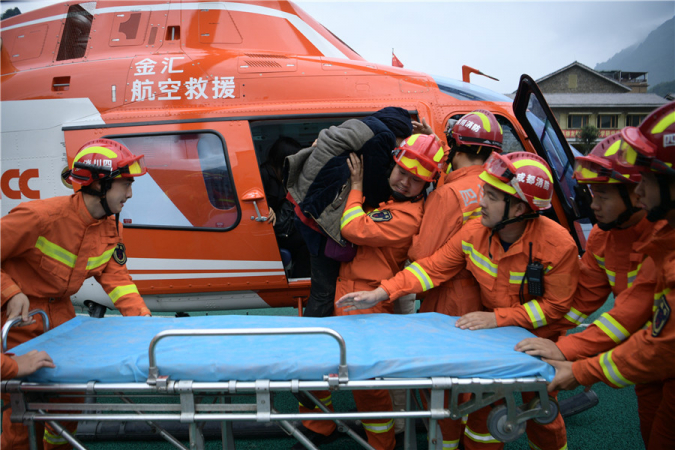 9 killed, 35 missing in Sichuan after rainfall triggers mudslides 9 killed, 35 missing in Sichuan after rainfall triggers mudslides
