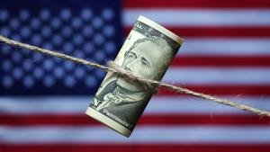 Deal-making art that's leading US into recession Deal-making art that's leading US into recession