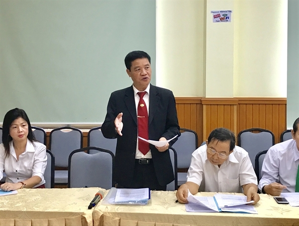 Traditional taxi firms demand equal treatment as ride-hailing apps Traditional taxi firms demand equal treatment as ride-hailing apps