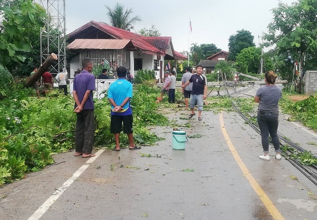 Storm ‘Podul’ gives Phrae a taste of what’s expected Storm ‘Podul’ gives Phrae a taste of what’s expected