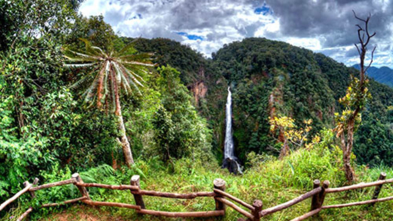 Mae Hong Son to open new nature trek route with waterfalls to tourists Mae Hong Son to open new nature trek route with waterfalls to tourists