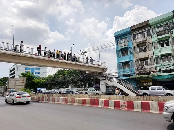 Flyover at Pattanakarn Intersection to be closed for repairs Flyover at Pattanakarn Intersection to be closed for repairs