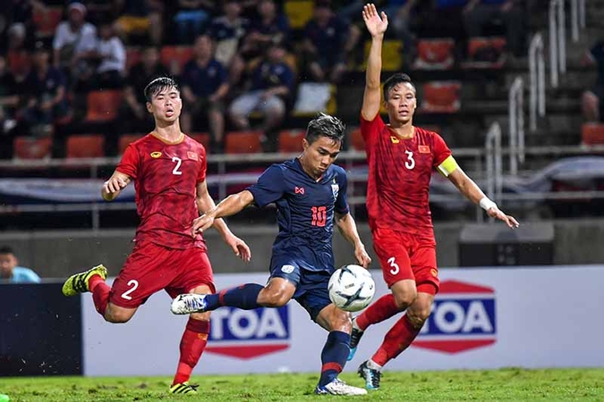 Vietnam hold Thailand to a goalless draw Vietnam hold Thailand to a goalless draw