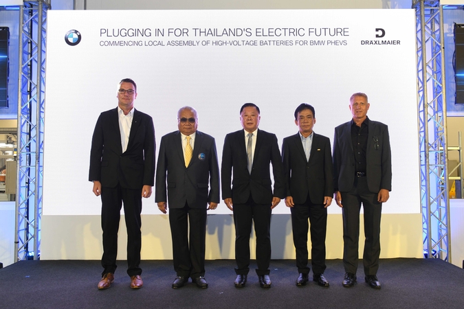 BMW kicks off lithium-ion battery production at JV plant BMW kicks off lithium-ion battery production at JV plant