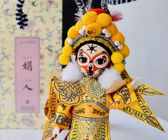 Commercial alley promoting cultural heritage opens in Beijing Commercial alley promoting cultural heritage opens in Beijing