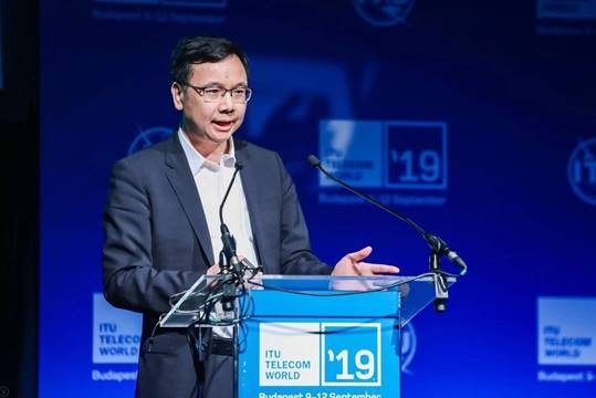 Huawei brings white paper on 5G to ITU Telecom Forum Huawei brings white paper on 5G to ITU Telecom Forum
