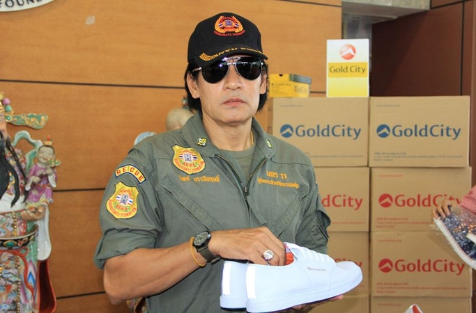 Actor-rescuer Bin Bunluerit