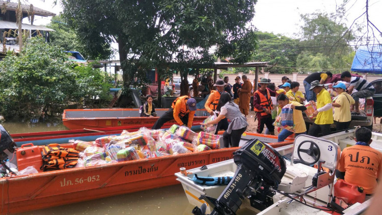 20,000 flood victims in Northeast remain trapped 20,000 flood victims in Northeast remain trapped