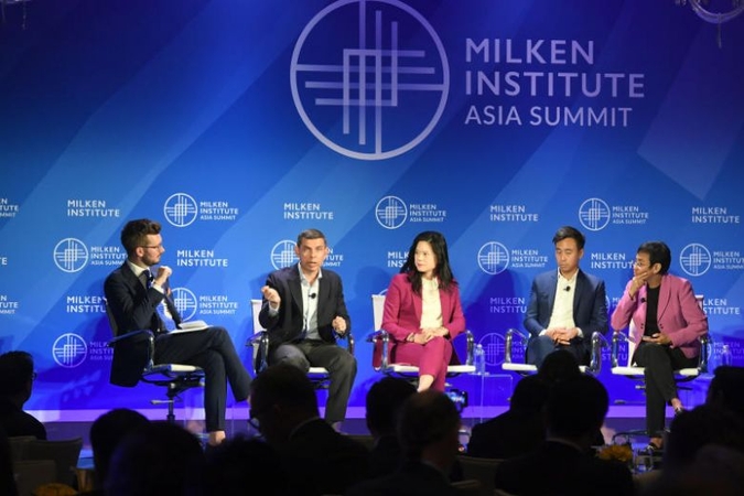 Spread of fake news not just a threat to media, but hurts society and business too: Media leaders Spread of fake news not just a threat to media, but hurts society and business too: Media leaders